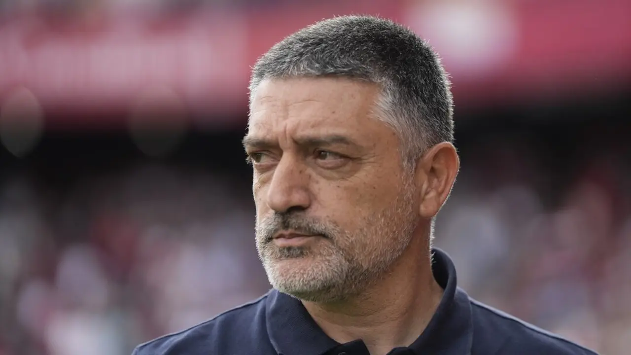 El ahora ex entrenador del Sevilla, Garcia Pimienta. / EP