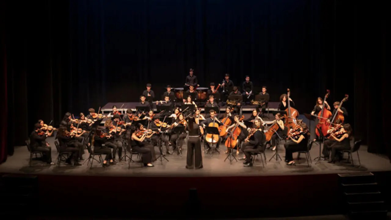 La Joven Orquesta Sinf&oacute;nica de Cantabria (JOSCAN). / ep

REMITIDA / HANDOUT por EDUCANTABRIA
Fotograf&iacute;a remitida a medios de comunicaci&oacute;n exclusivamente para ilustrar la noticia a la que hace referencia la imagen, y citando la procedencia de la imagen en la firma
29/3/2024