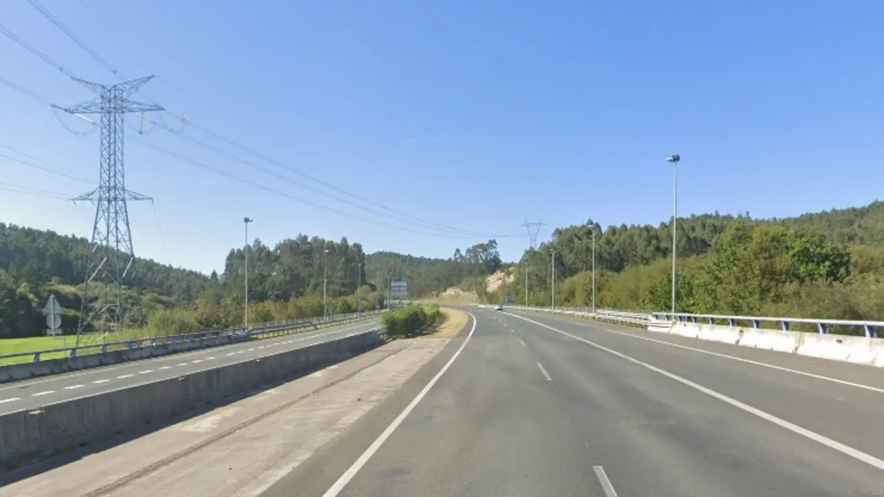 La carretera A-8. / A.E