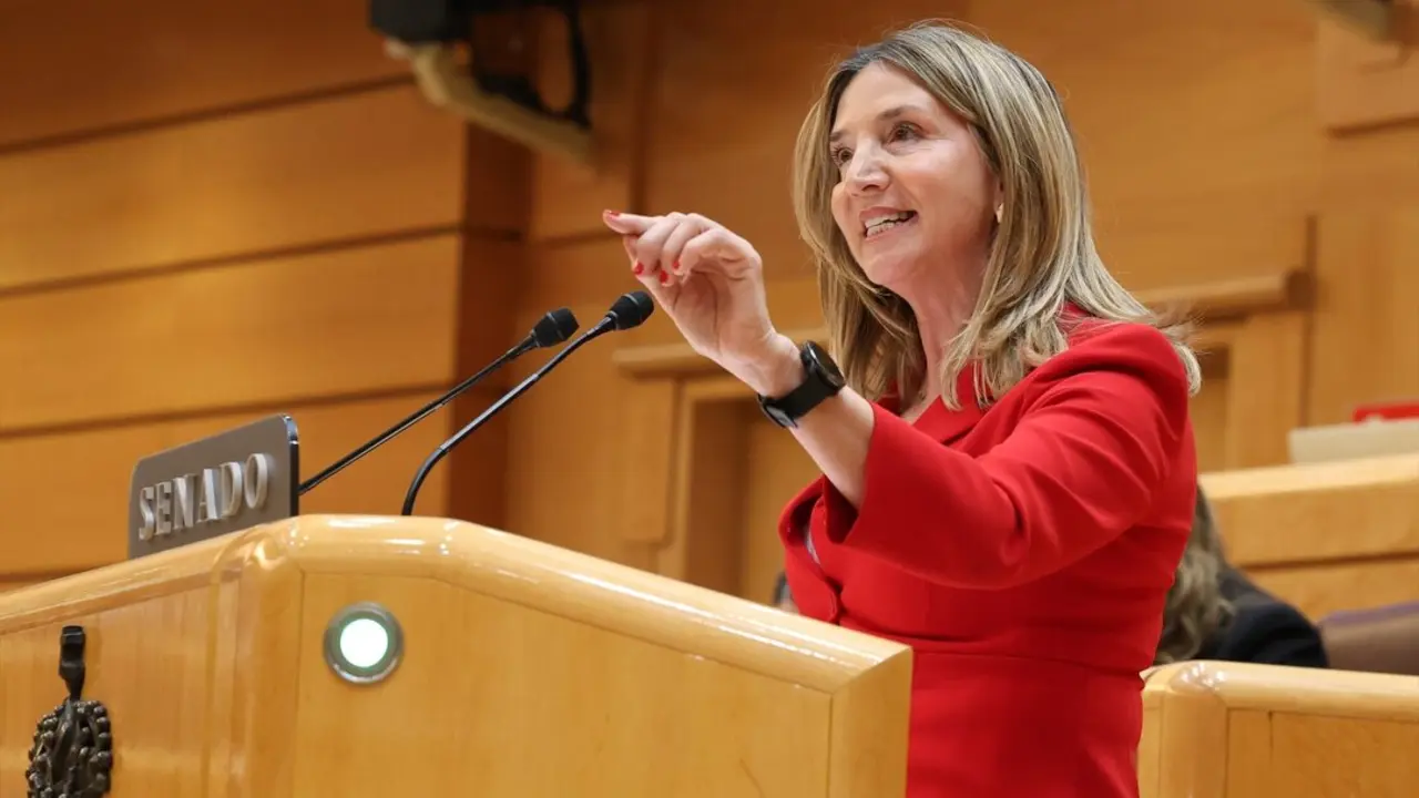La portavoz del PP en el Senado, Alicia Garc&iacute;a, durante un pleno en el Senado. / Marta Fern&aacute;ndez