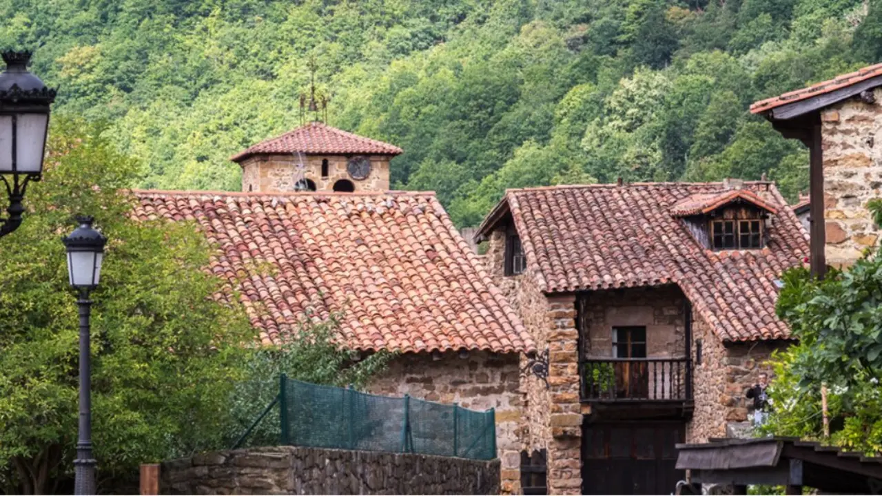 Un de los pueblos m&aacute;s visitados de Cantabria. / A.S.