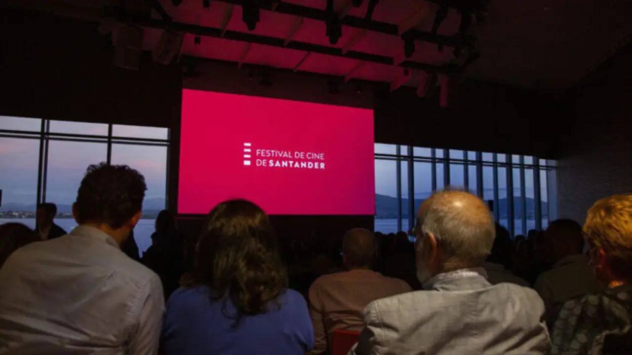 P&uacute;blico asistente al Festival de Cine de Santander en una edici&oacute;n anterior. / x