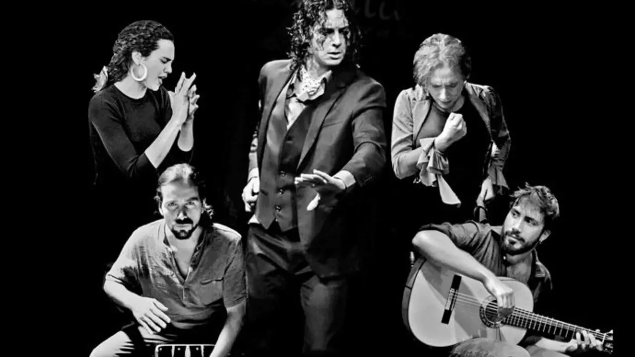 La agrupaci&oacute;n musical 'La zambra'. / x