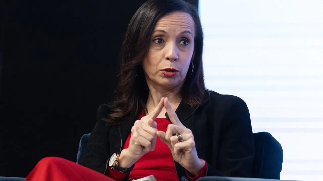 La presidenta de Redeia, Beatriz Corredor, durante una intervenci&oacute;n. / Eduardo Parra