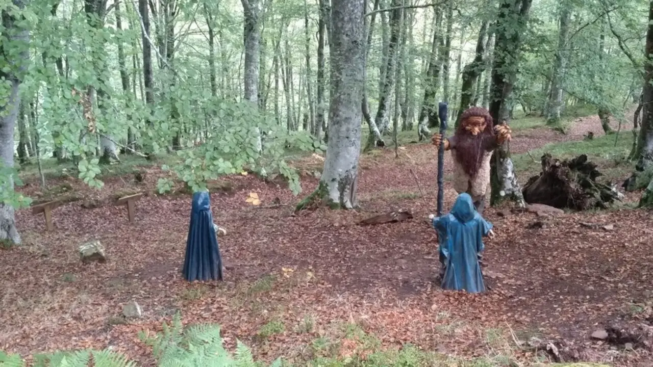 Senda Mitol&oacute;gica Las criaturas del Monte Hozarco. / A.E.
