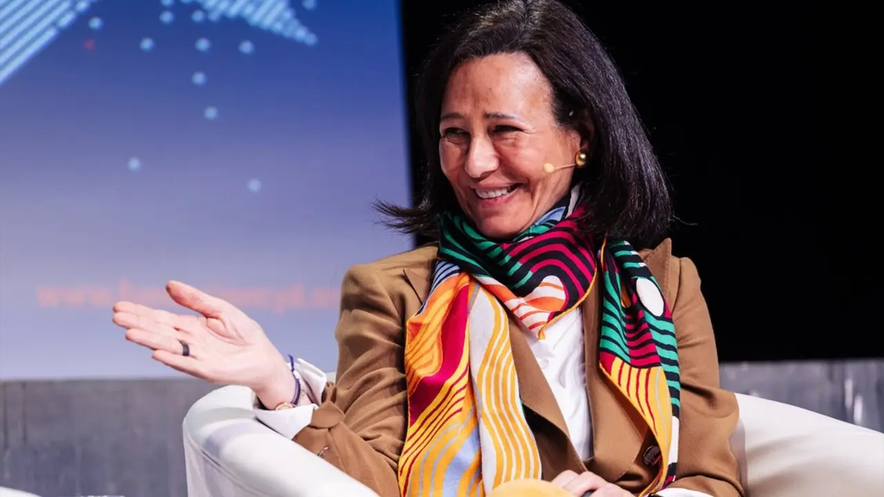 La presidenta del Banco Santander, Ana Patricia Bot&iacute;n. / Carlos Luj&aacute;n