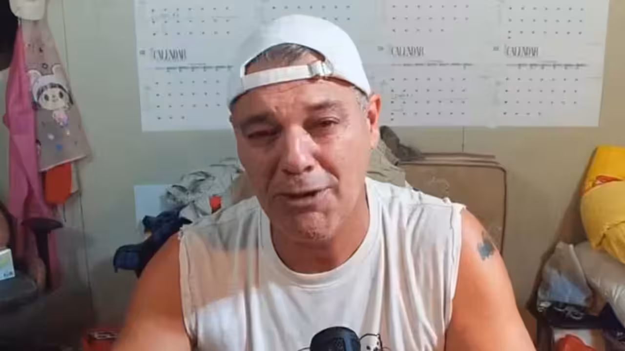Frank Cuesta se derrumba ante las acusaciones. / Youtube