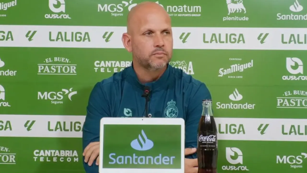 Jos&eacute; Albert durante la rueda de prensa. / RRC