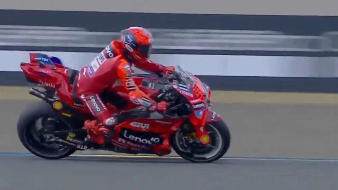 El piloto espa&ntilde;ol, Marc M&aacute;rquez, durante el sprint. / MotoGP