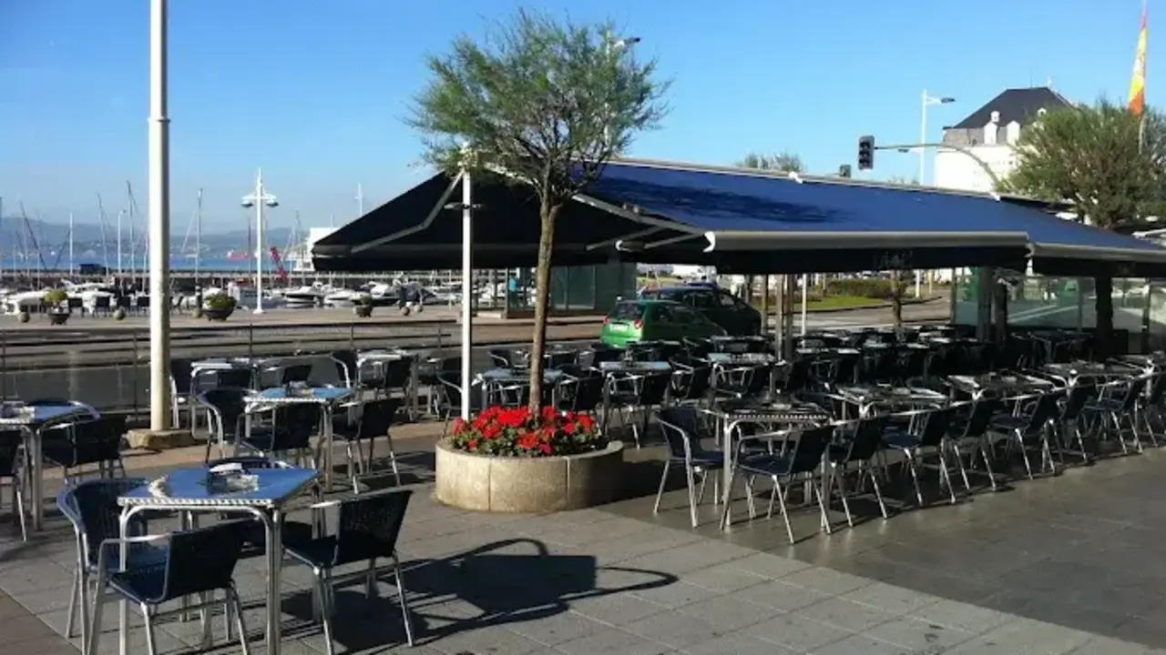 La terraza del local ubicado en Santander. / A.E