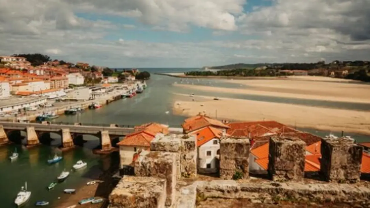 Vista panor&aacute;mica de uno de los pueblos de Cantabria. / A.S.