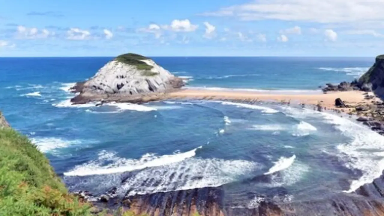 Playa de Covachos, Cantabria. / A.S.