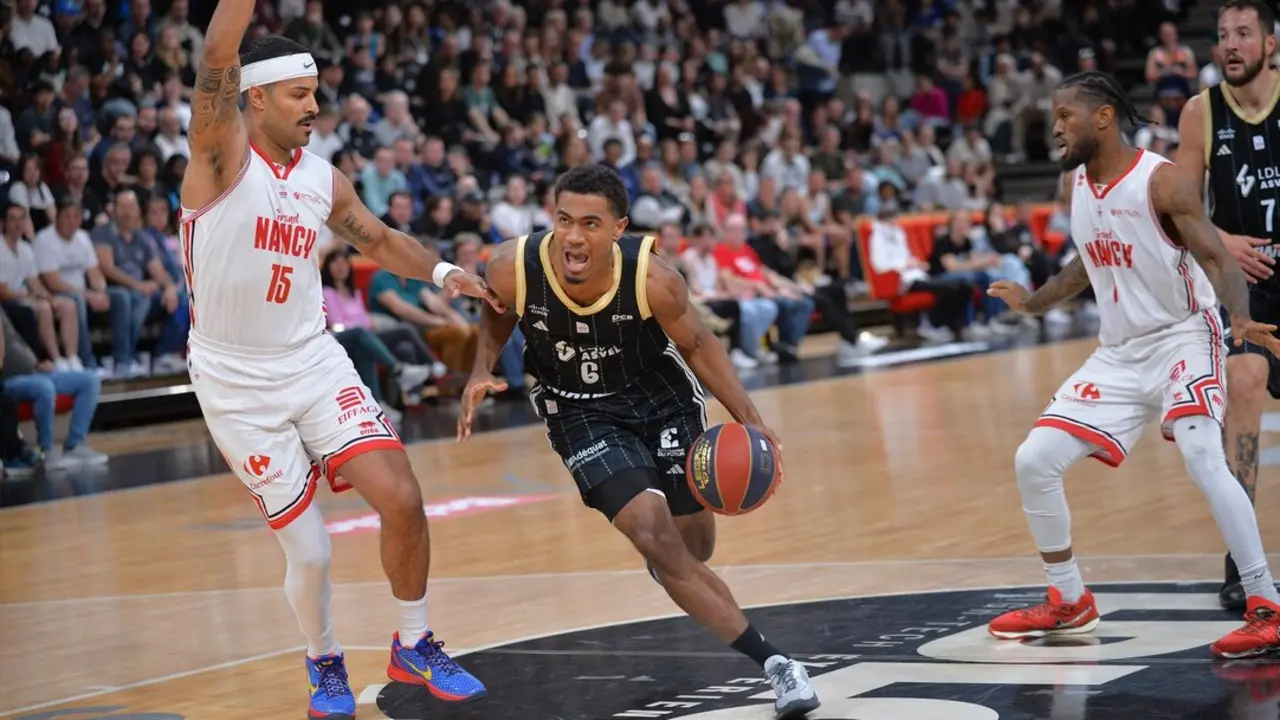 Th&eacute;o Maledon de LDLC Asvel durante el campeonato franc&eacute;s. / Cyril Lestage