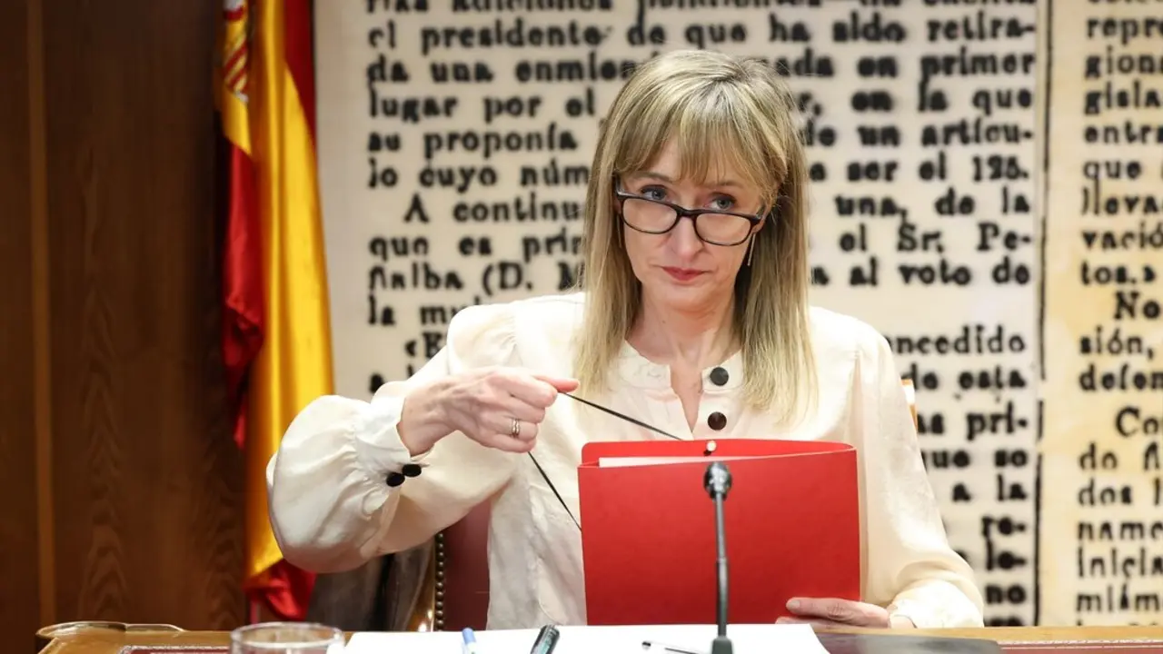 La exresponsable del proyecto de Tragsatec al que estaba adscrita J&eacute;sica Rodr&iacute;guez, Virginia Barbancho, comparece ante la Comisi&oacute;n de Investigaci&oacute;n sobre el &lsquo;caso Koldo&rsquo;. / Marta Fern&aacute;ndez