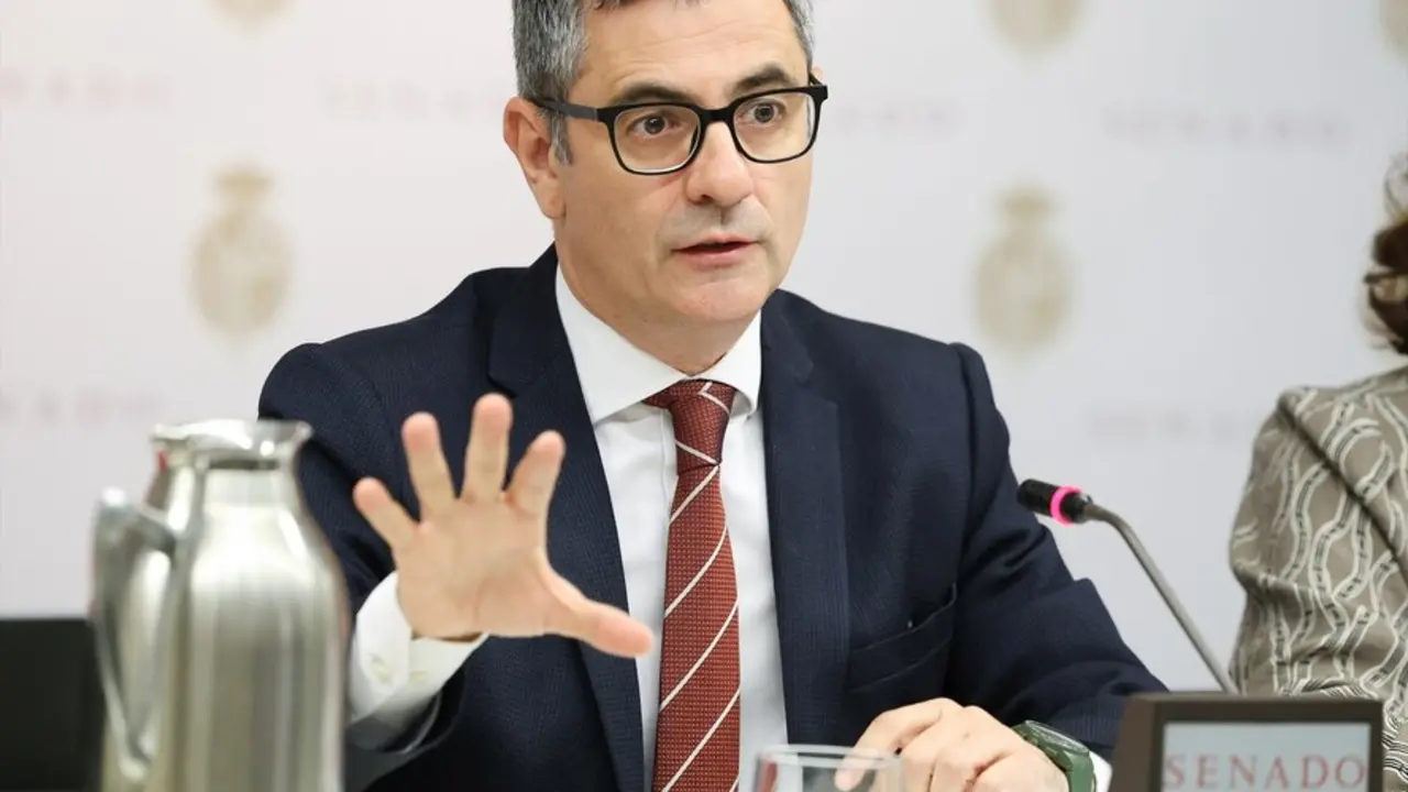 El ministro de la Presidencia, Justicia y Relaciones con las Cortes, F&eacute;lix Bola&ntilde;os, comparece en la Comisi&oacute;n de Justicia. / Marta Fern&aacute;ndez