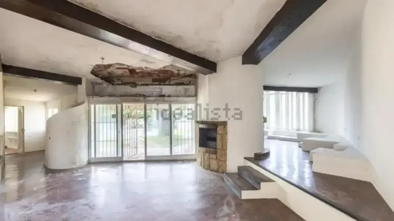 Imagen del interior de la vivienda que perteneció a Teresa Rabal durante 40 años. / Idealista