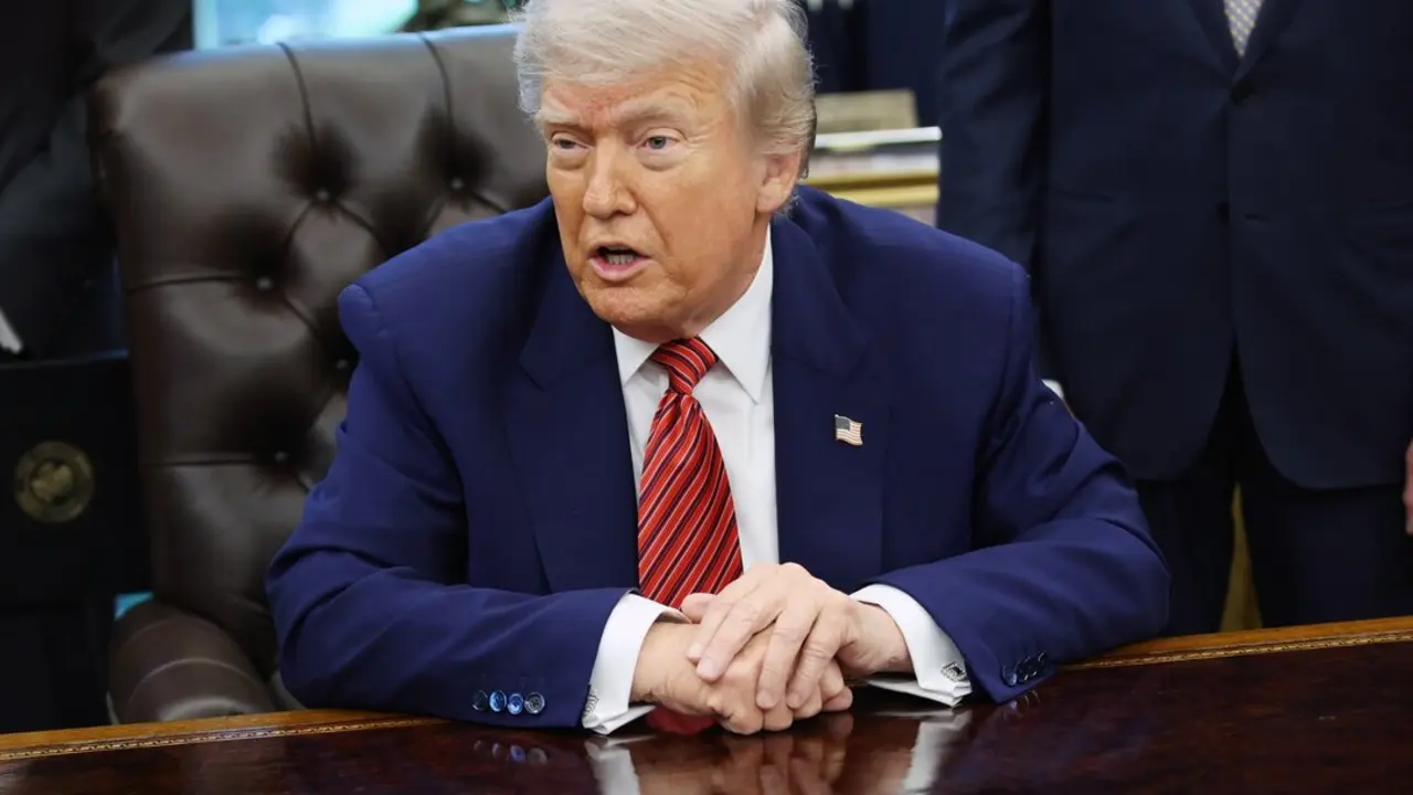El presidente de Estados Unidos, Donald Trump, habla con la prensa en la Casa Blanca. / EP