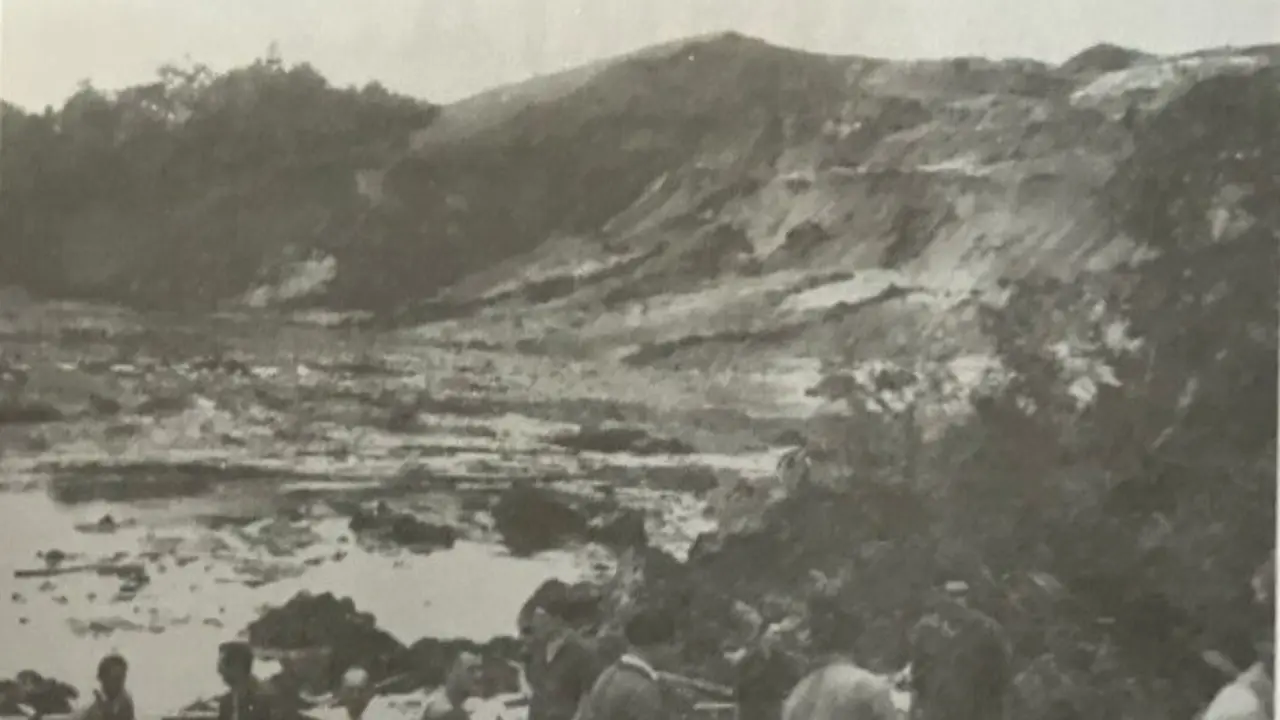 Tremenda imagen de la tragedia de Reoc&iacute;n en la noche del 17 de agosto de 1960. / Samot