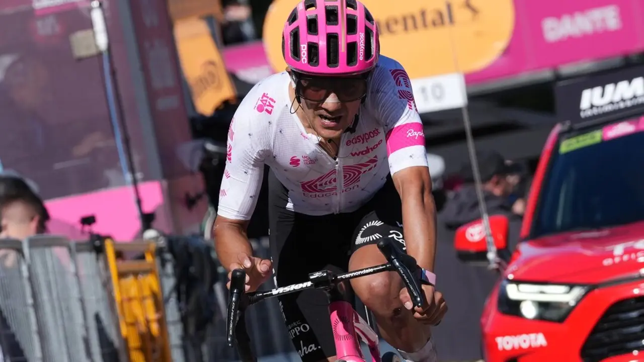 El ciclista ecuatoriano Richard Carapaz. / x