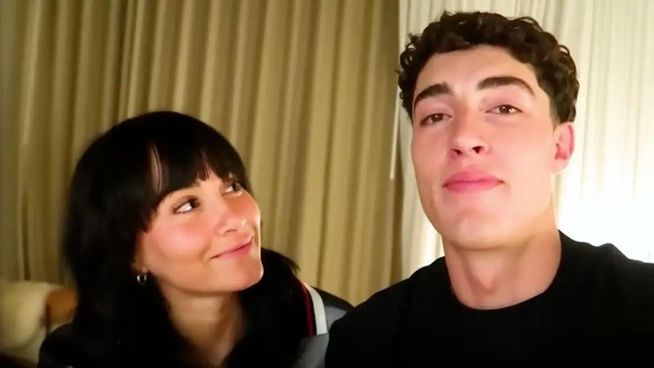 Aitana y Plex en un v&iacute;deo de Plex. / YT