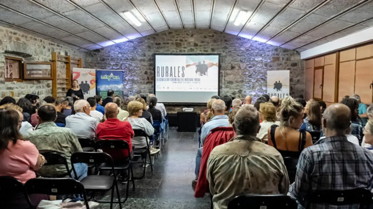 Proyecci&oacute;n de un corto en el festival 'Rurales'. / ep