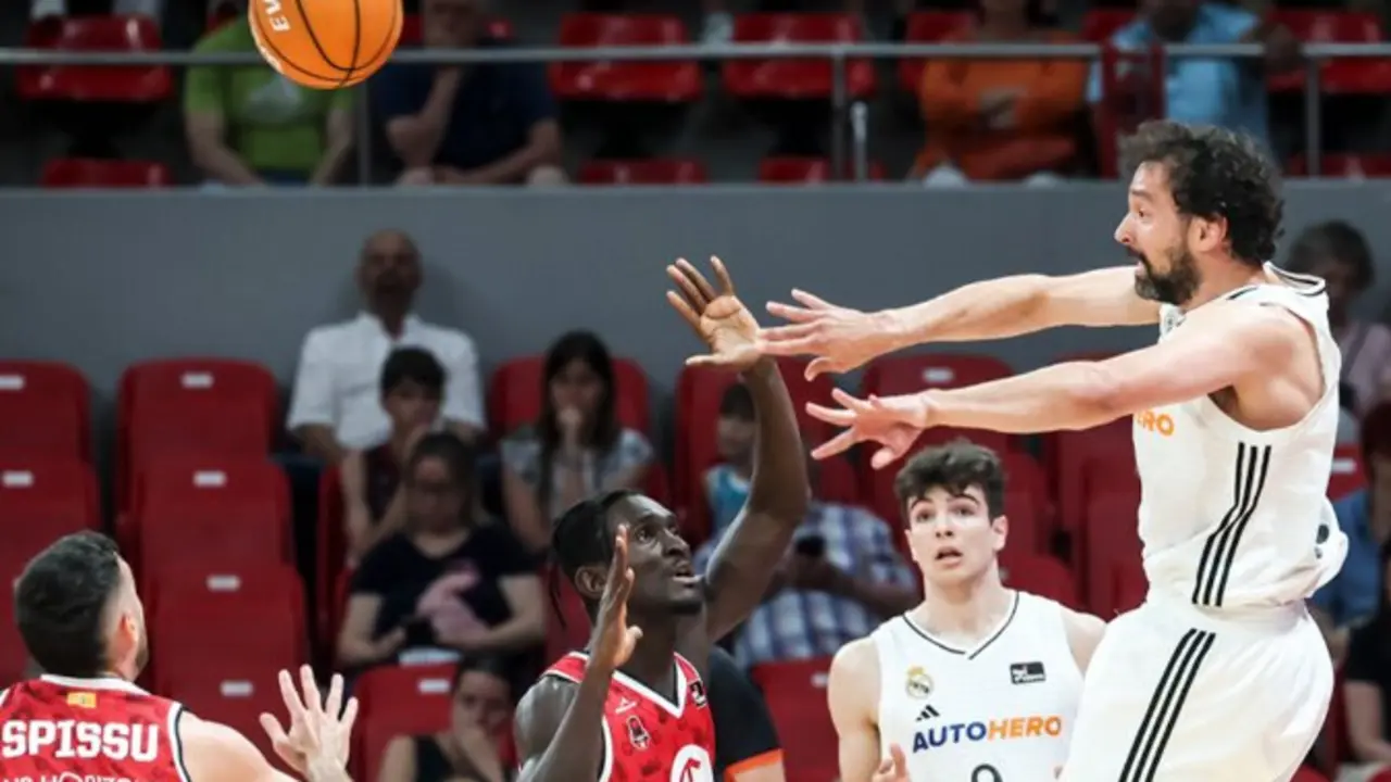 Partido entre Real Madrid y Zaragoza. / RMBasket