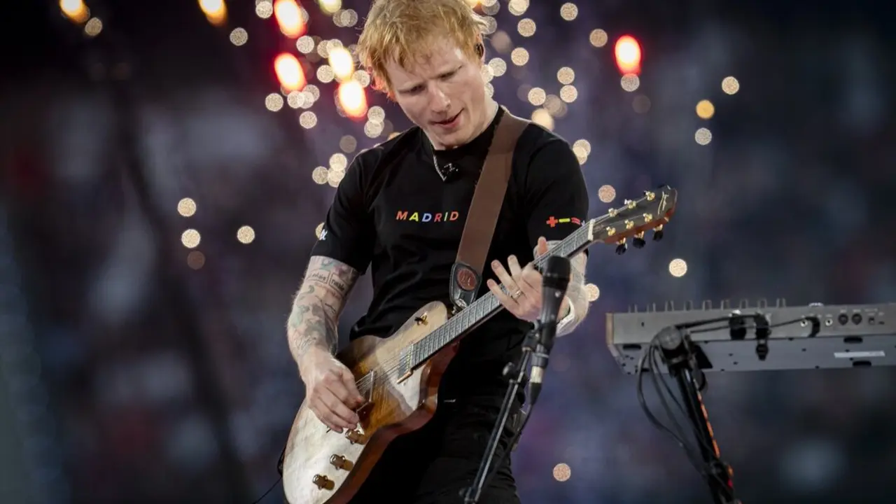 El cantante Ed Sheeran durante su concierto en el Riyadh Air Metropolitano. / A. P&eacute;rez Meca