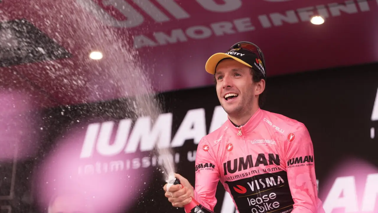 Simon Yates. / EP
