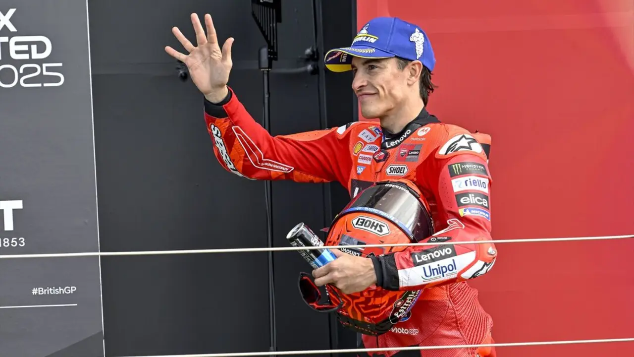 El piloto espa&ntilde;ol de Moto GP, Marc M&aacute;rquez, en Silverstone. / EP