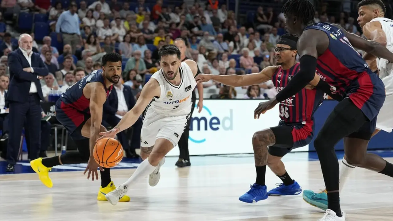 Facundo Campazzo durante una jugada del partido de ayer. / EP