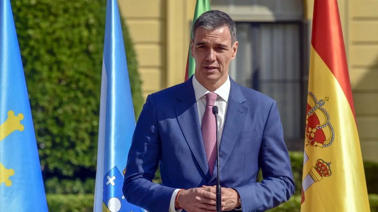 El presidente del Gobierno, Pedro S&aacute;nchez, ofrece una declaraci&oacute;n institucional. / David Oller