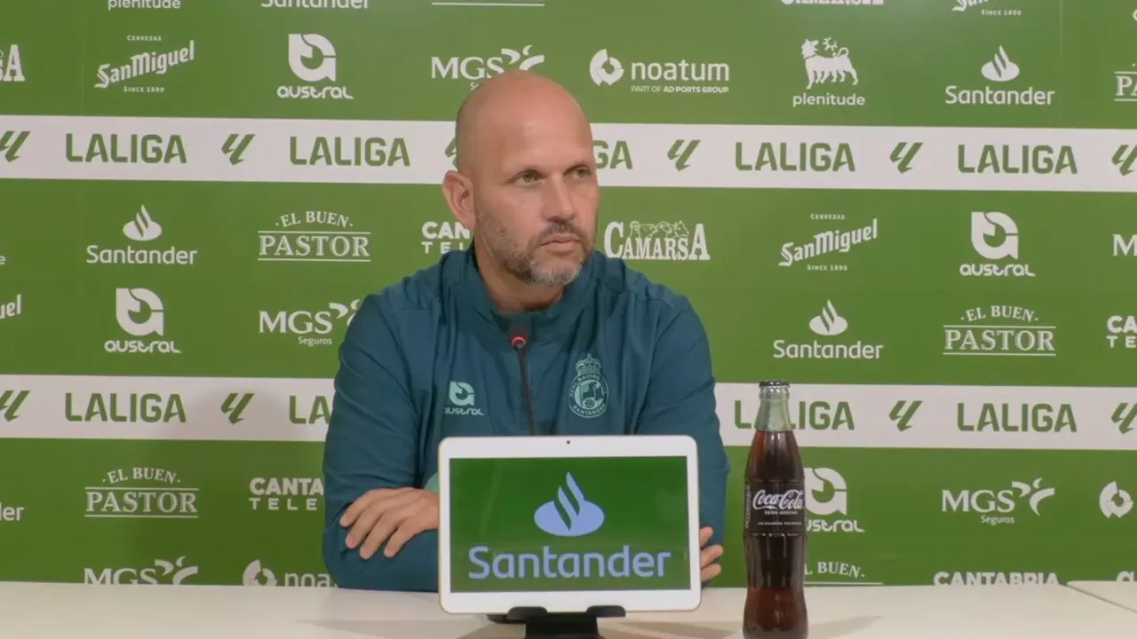 Jos&eacute; Alberto durante la rueda de prensa previa al encuentro de ma&ntilde;ana. / A.E.