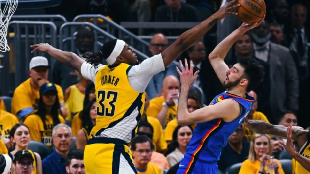 Una de las jugadas del partido entre Pacers y OKC. / IND Pacers