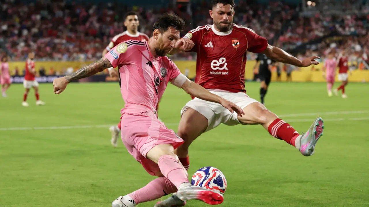 Leo Messi, del Inter Miami, durante el partido frente al Al ahly, en el Mundialito de Clubes. / EP