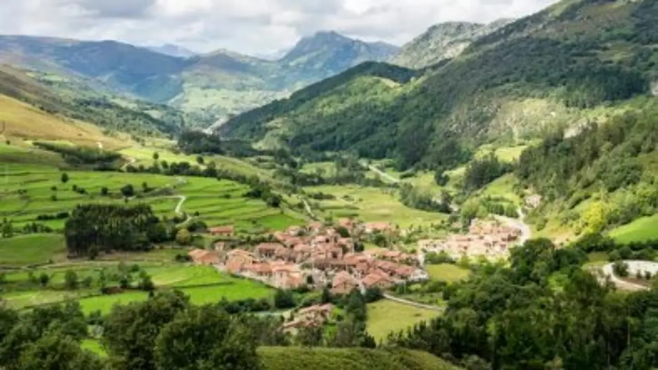 Vista de Carmona en un d&iacute;a soleado. / A.S.