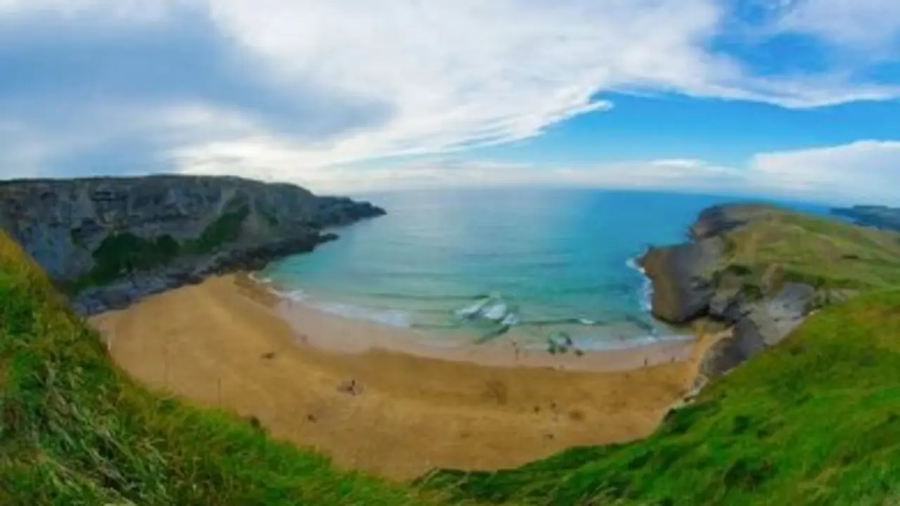 Vista de la playa de Antuerta, en Cantabria. / A.S.