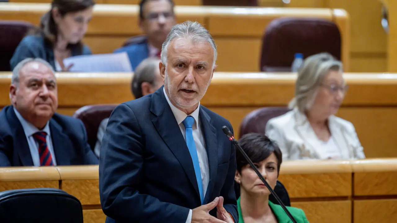 El ministro de Pol&iacute;tica Territorial y Memoria Democr&aacute;tica, &Aacute;ngel V&iacute;ctor Torres. / EP