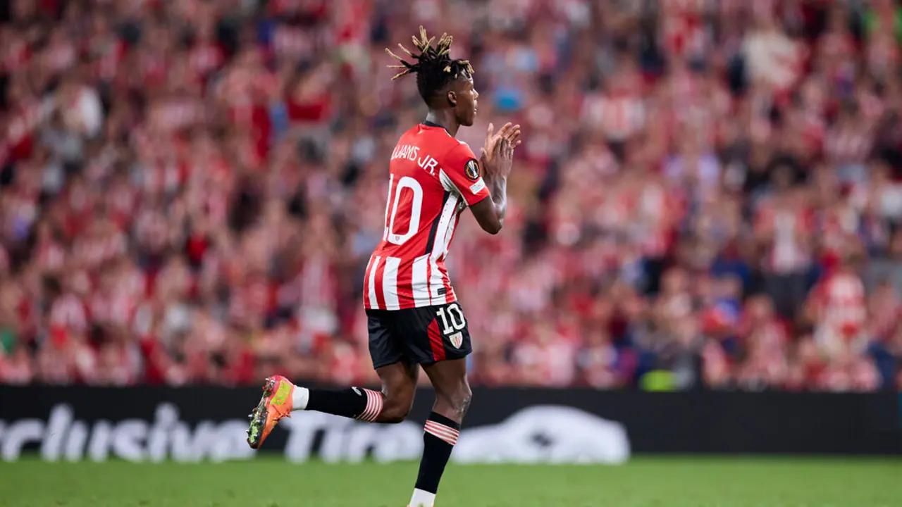 Nico Williams durante las semifinales de la Europa League. / EP