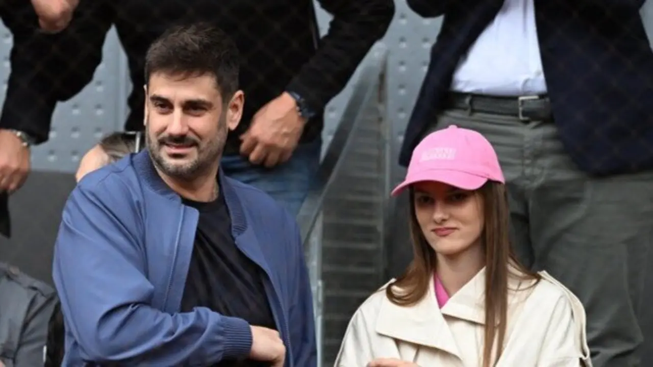 Carlota Melendi, hija mayor de Melendi, ha perdido a su perrita Leia. / EP