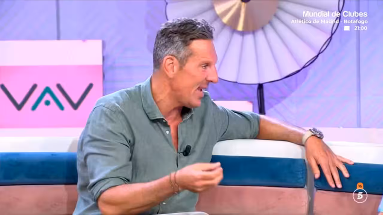 Joaqu&iacute;n Prat expres&oacute; p&uacute;blicamente su descontento por la salida de Isa de Vamos a ver. / Mediaset