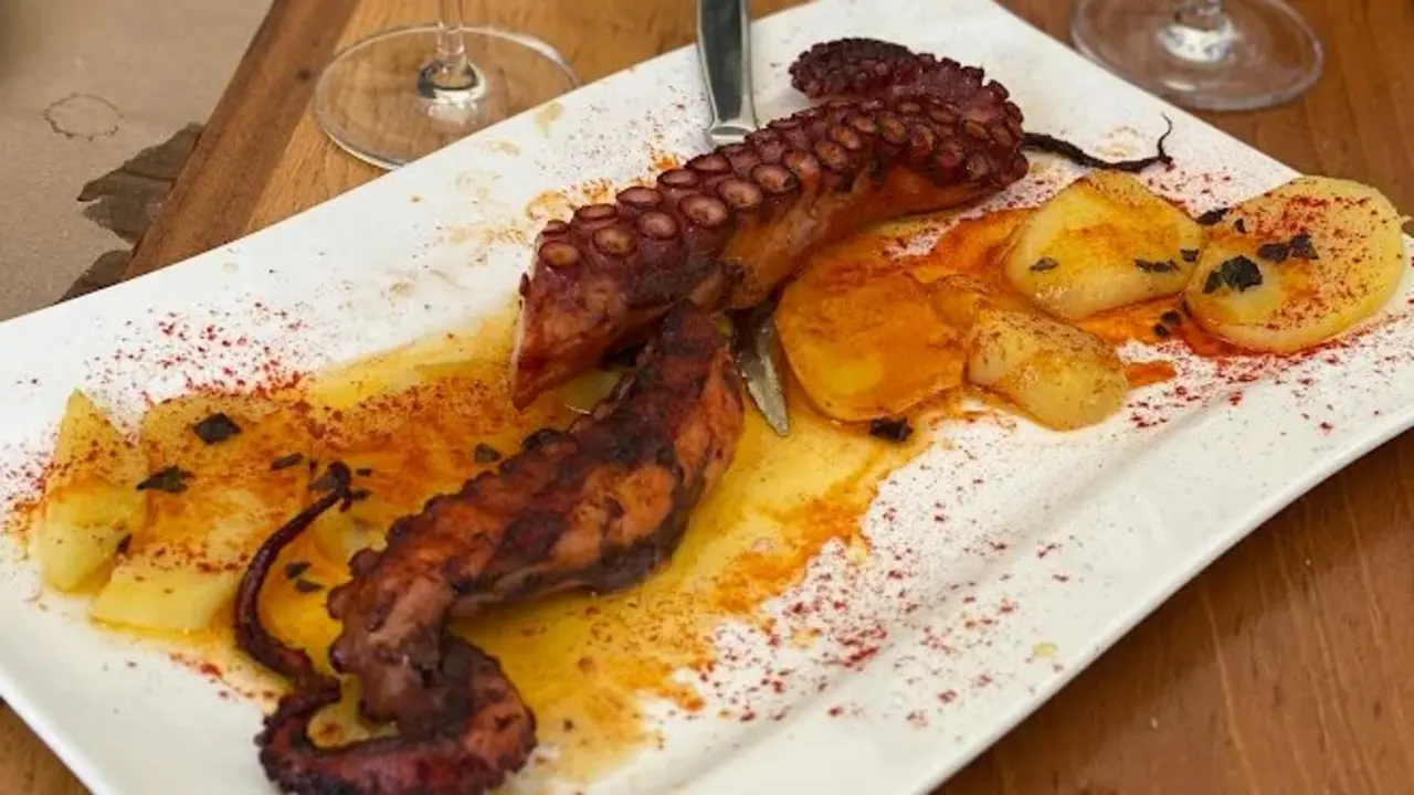Plato de pulpo del restaurante. / A.E.
