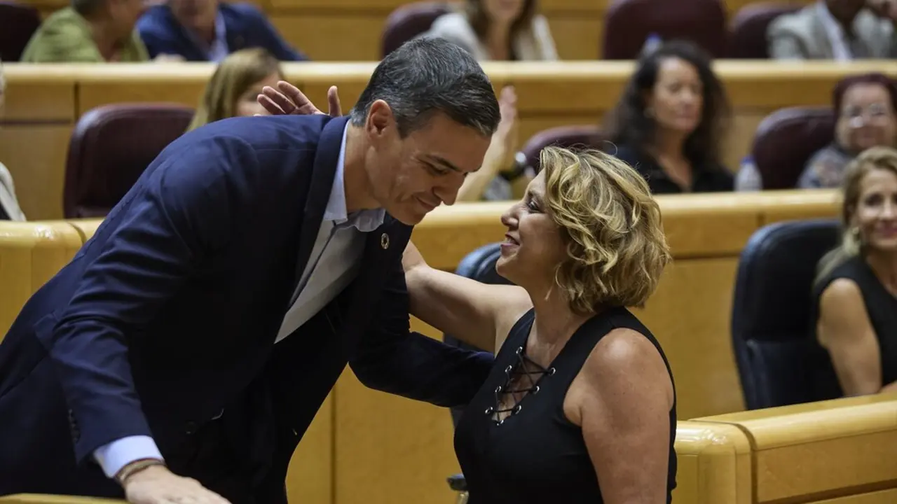 El presidente del Gobierno, Pedro S&aacute;nchez y la ex Presidenta de la Junta de Andaluc&iacute;a, Susana D&iacute;az. / Jes&uacute;s Hell&iacute;n