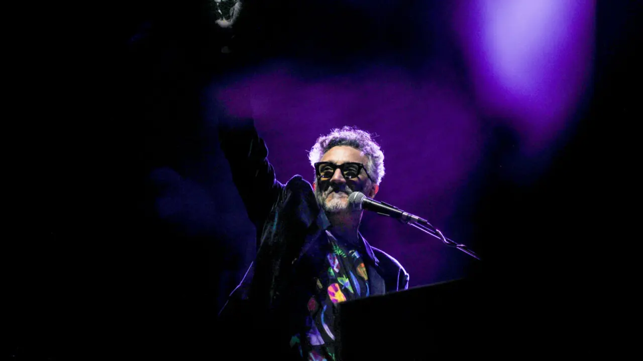 Fito P&aacute;ez abri&oacute; su gira Tecknicolor Espa&ntilde;a &lsquo;25 en Barcelona. / EP