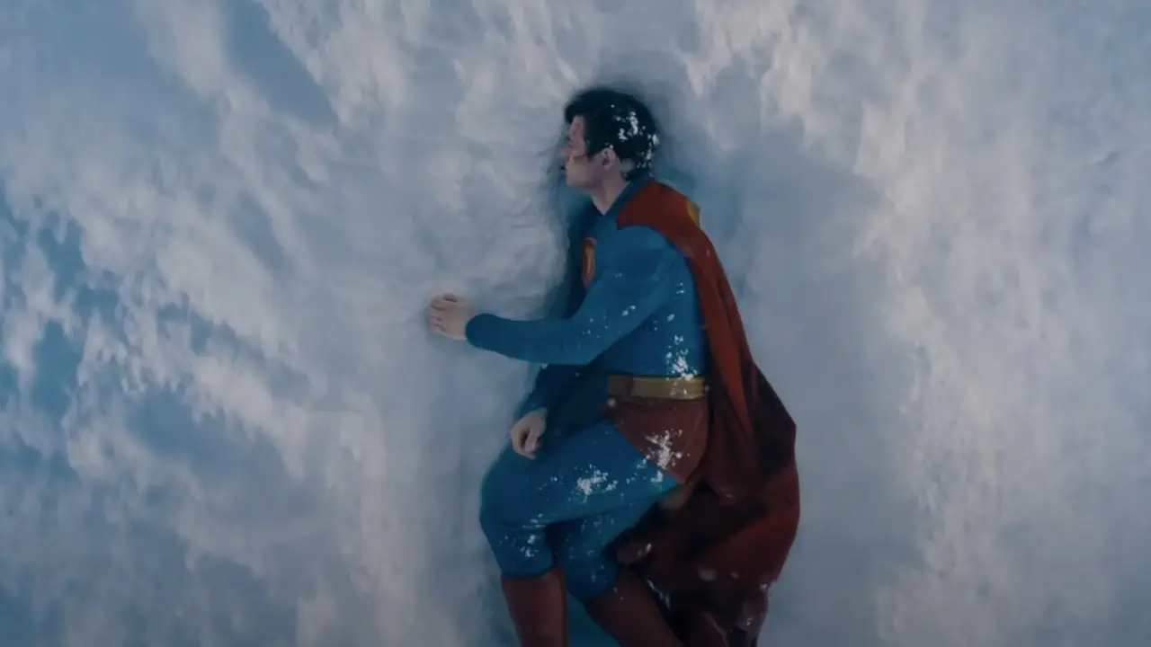 Una de las escenas del trailer de Superman. / WB