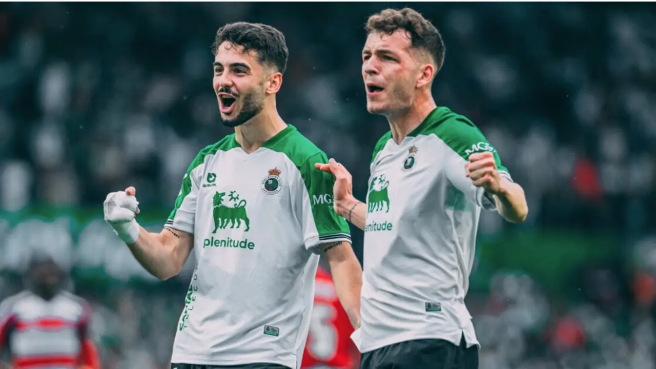 Andr&eacute;s y Vicente durante un partido en El Sardinero. / RRC