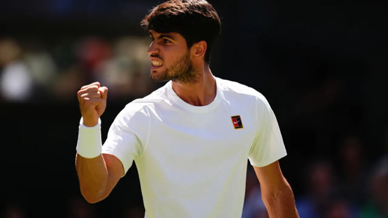 El tenista murciano Carlos Alcaraz en Wimbledon. / x