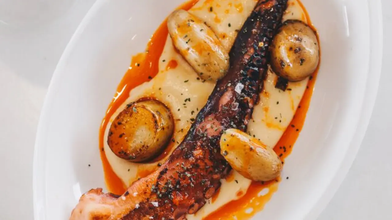 Pulpo, uno de los platos que ofrece el local. / C.B.