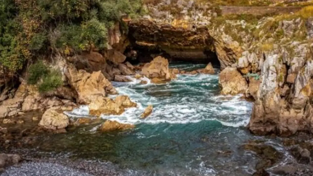 El Pedregal, la piscina natural de Castro Urdiales. / A.S.