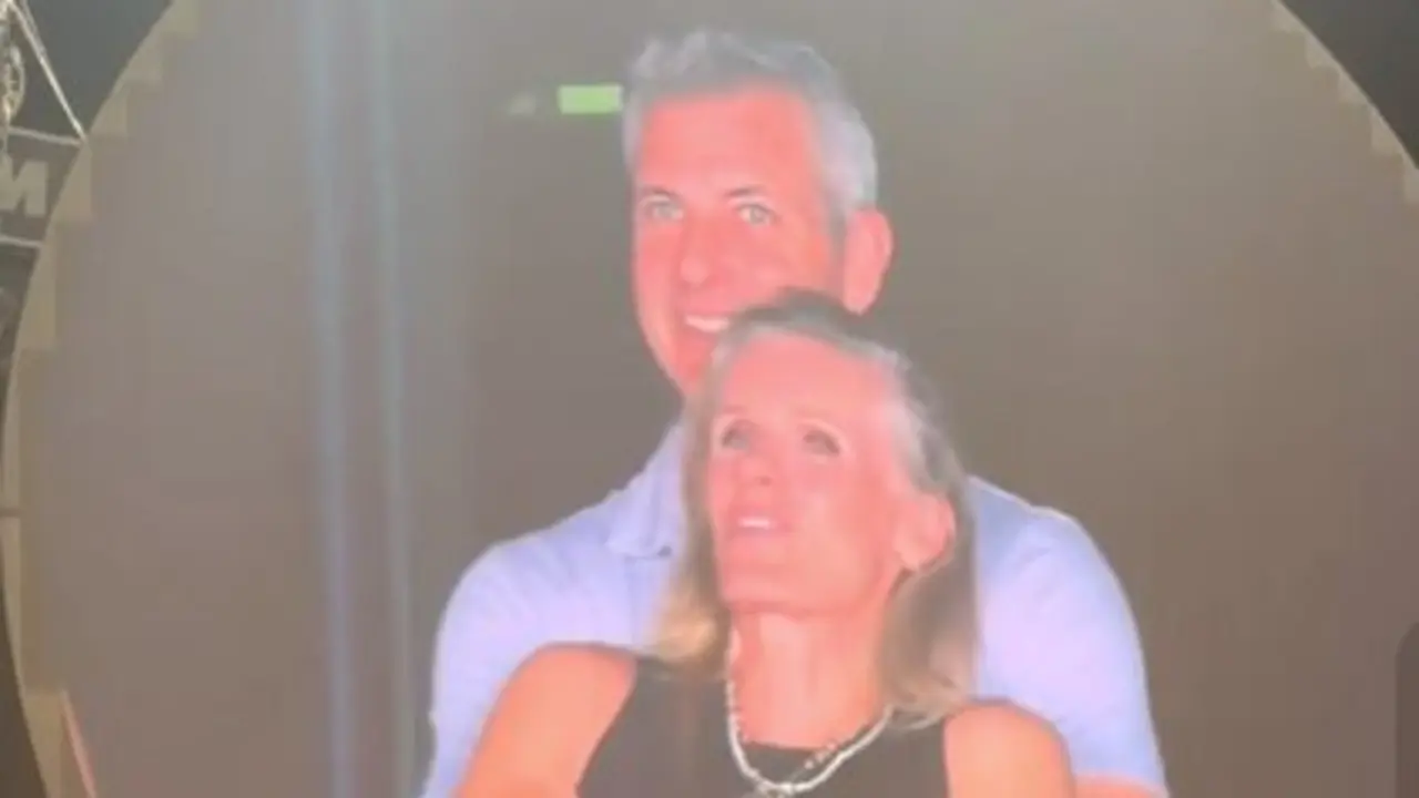Andy Byron, CEO de la compa&ntilde;&iacute;a Astronomer, a y Kristin Cabot, directora de Recursos Humanos, pillados en el concierto de ColdPlay. / RRSS