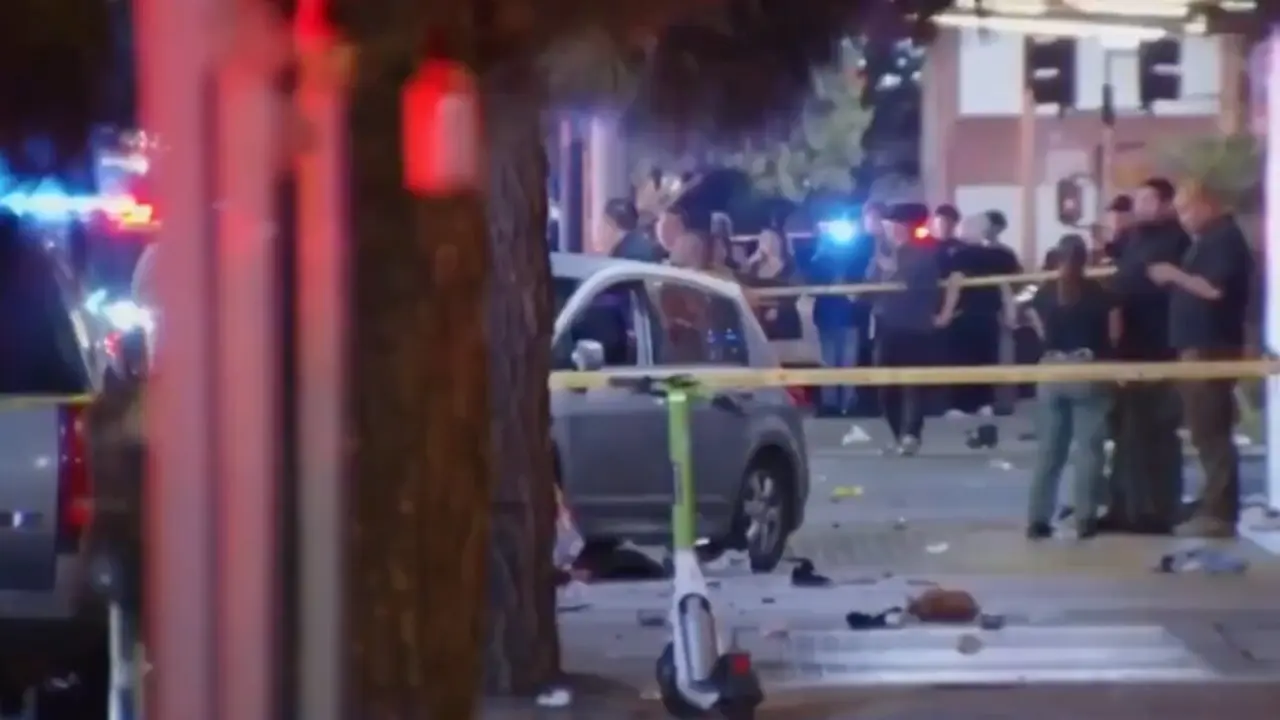 Atropello masivo en Los &Aacute;ngeles. / X